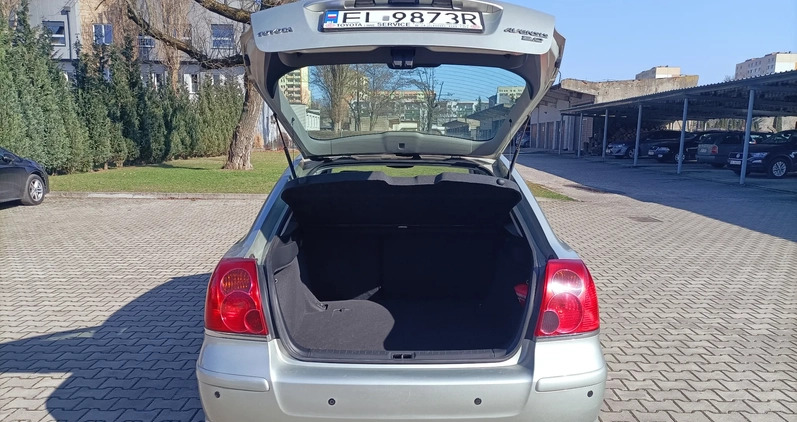 Toyota Avensis cena 11000 przebieg: 191000, rok produkcji 2003 z Łódź małe 79